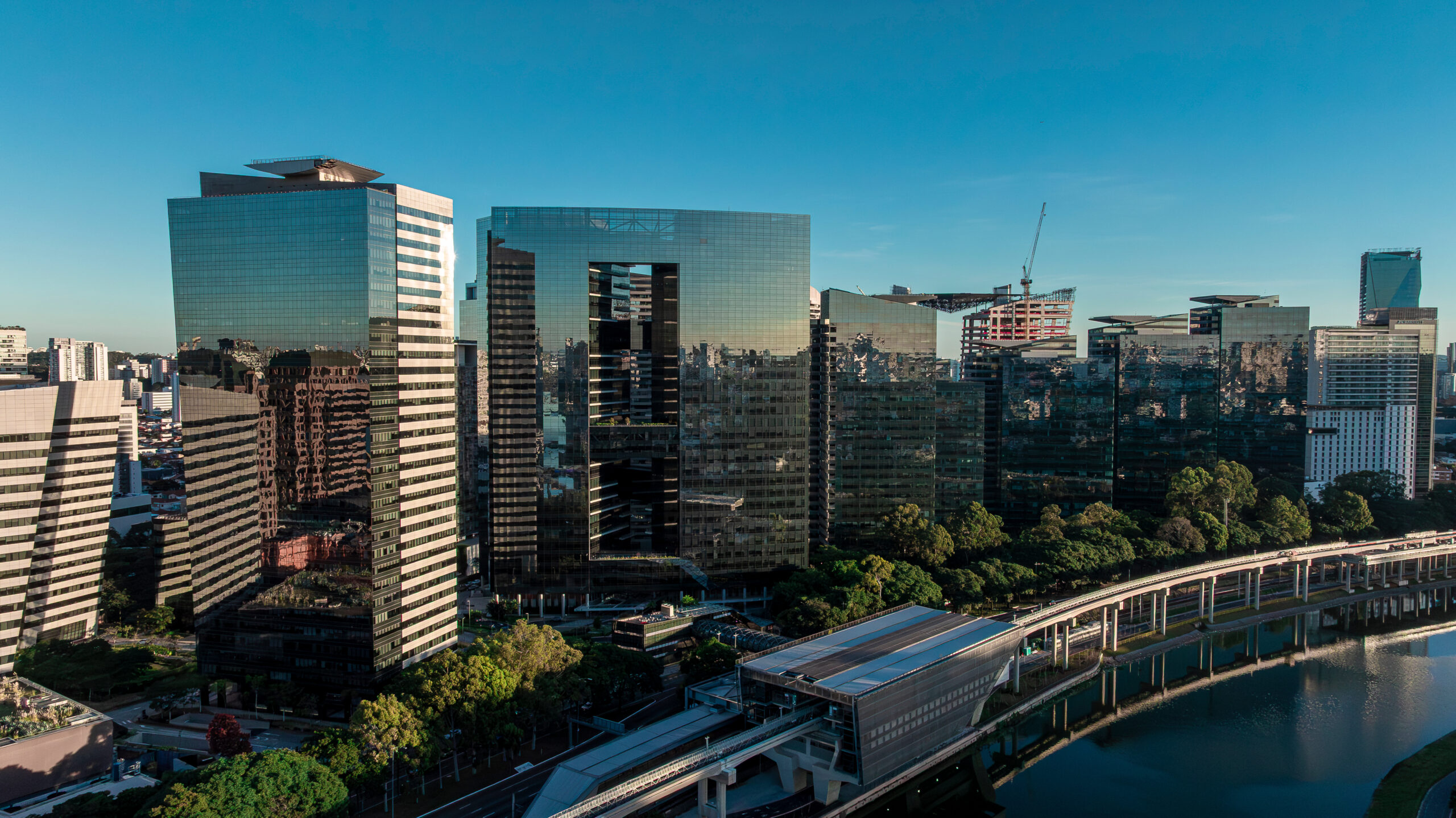 Aerial view of Pinheiros River