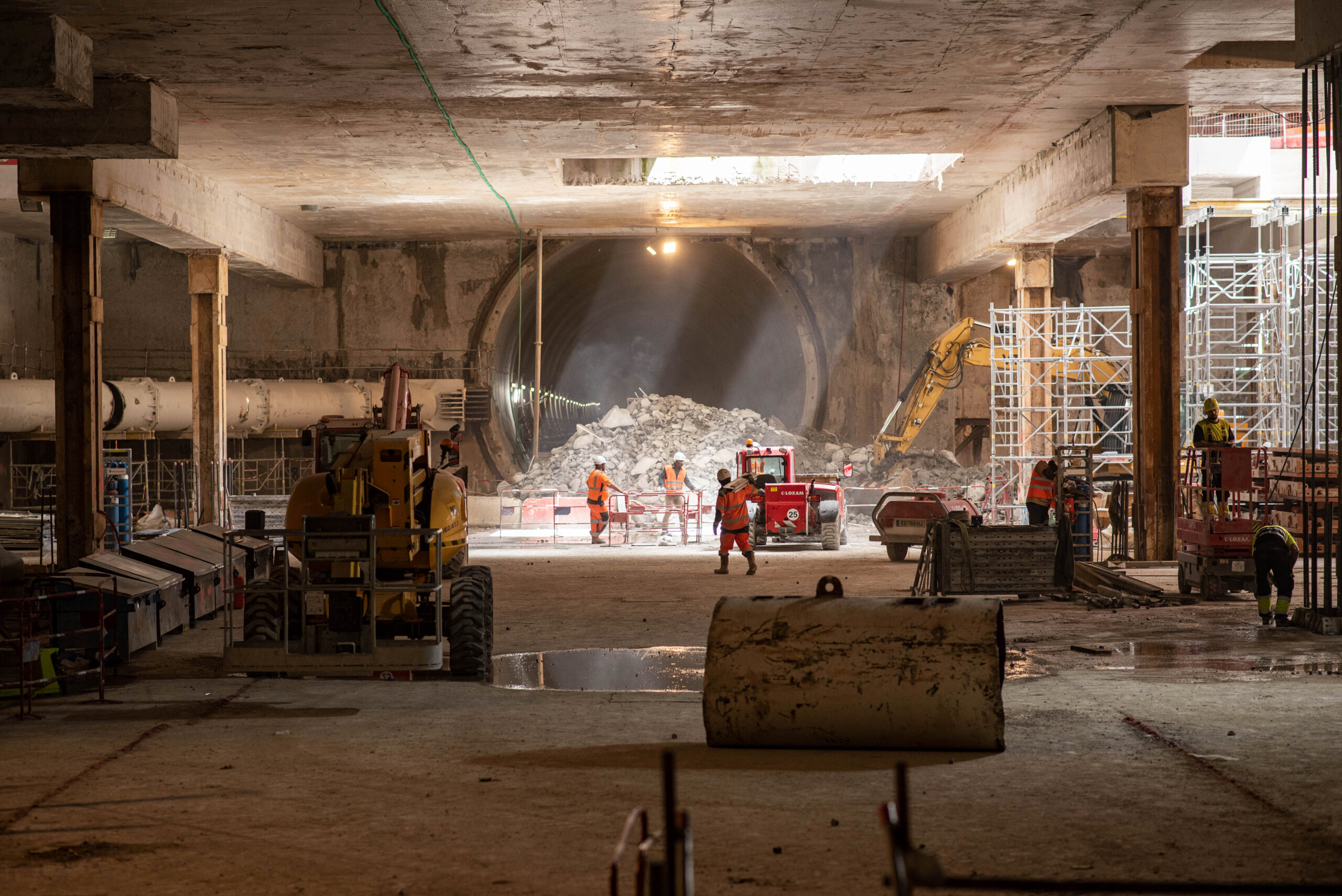 Indoor construction site